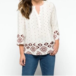 Fun2Fun Kearney Henley Blouse